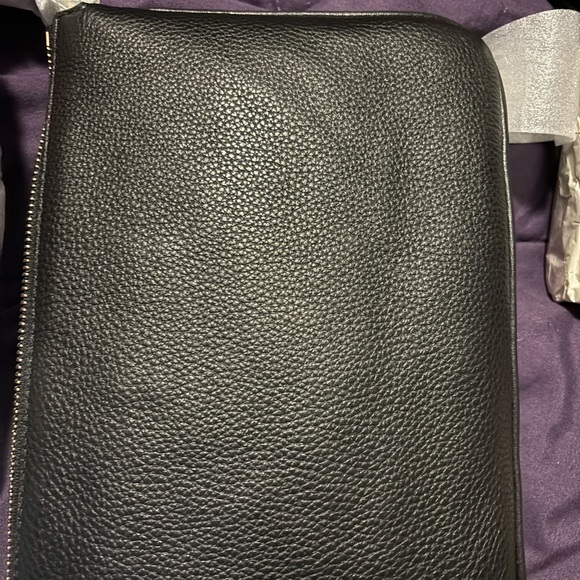 Brand new Kate Spade Jackson crossbody purse - Picture 3 of 4